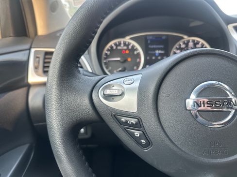 Used 2019 Nissan Sentra SV FWD image 31