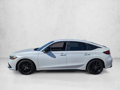 Used 2023 Honda Civic Sport image 8