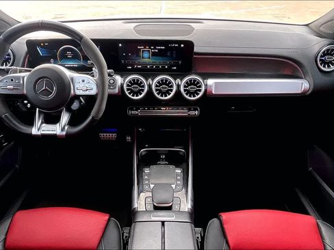 Used 2022 Mercedes-Benz GLB 35 AMG 4MATIC image 10