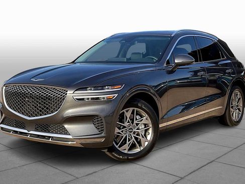 Used 2023 Genesis GV70 2.5T w/ Select Package AWD/4WD image 3