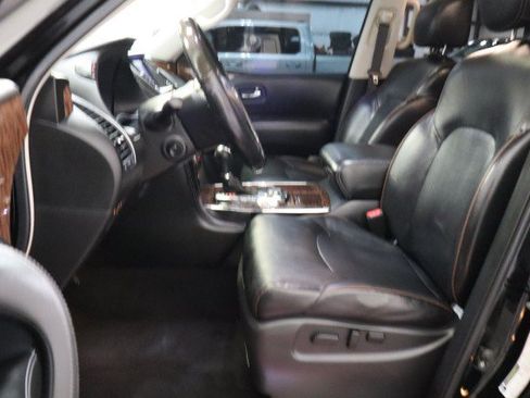 Used 2020 Nissan Armada Platinum w/ Captain's Chairs Package RWD image 32