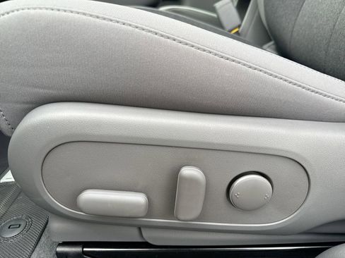 New 2026 Hyundai Ioniq 5 SE image 14