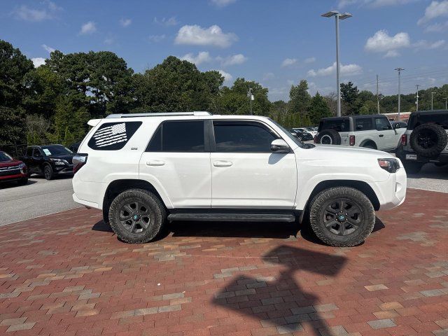 Used 2018 Toyota 4Runner SR5 Premium AWD/4WD image 16