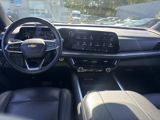 Used 2025 Chevrolet Tahoe LT AWD/4WD image 14