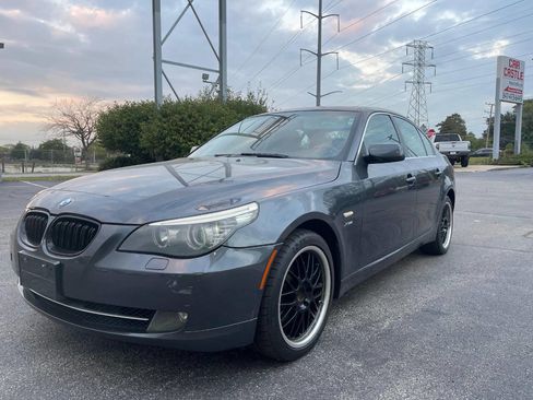 Used 2009 BMW 528i xDrive Sedan image 2