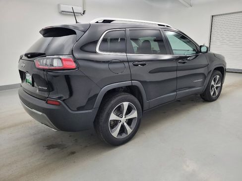 Used 2019 Jeep Cherokee Limited w/ Technology Group AWD/4WD image 10