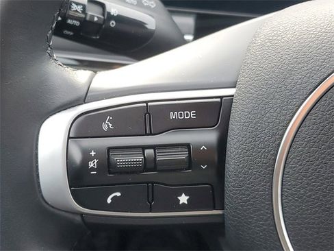 Certified 2025 Kia K5 GT-Line image 21