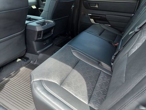 Used 2025 Toyota Tundra Limited AWD/4WD image 15