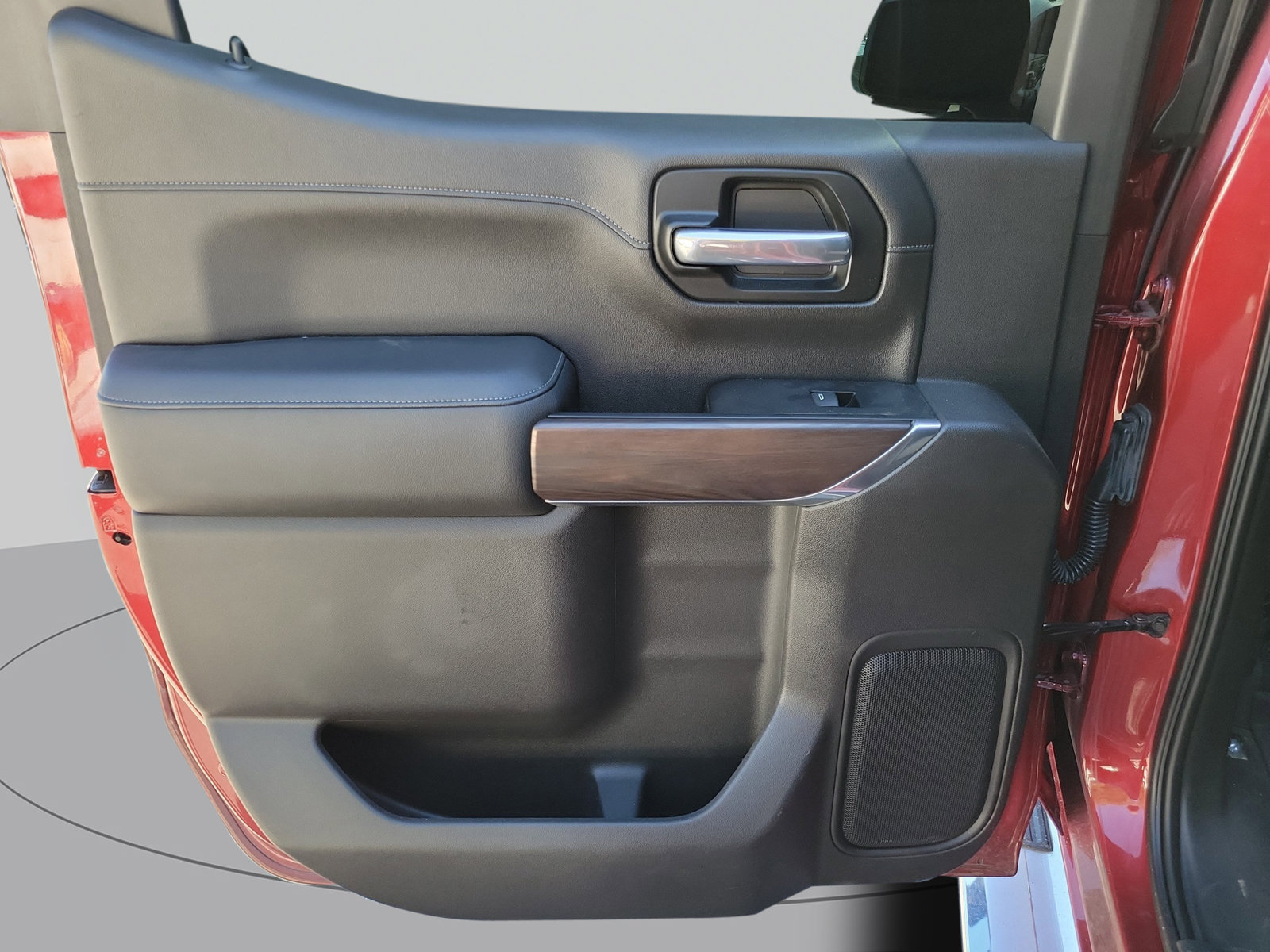 Used 2019 GMC Sierra 1500 SLT w/ SLT Premium Plus Package AWD/4WD image 30