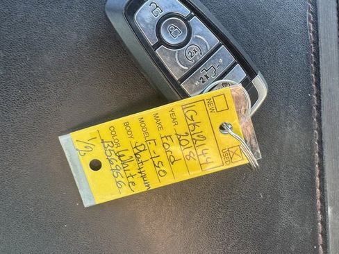 Used 2018 Ford F150 Platinum w/ Equipment Group 701A Luxury image 12