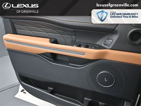 Used 2022 Ford Expedition Platinum image 21