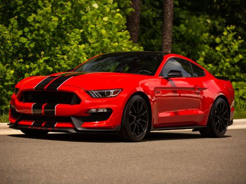 Used 2017 Ford Mustang Shelby GT350 w/ Electronics Package RWD image 18