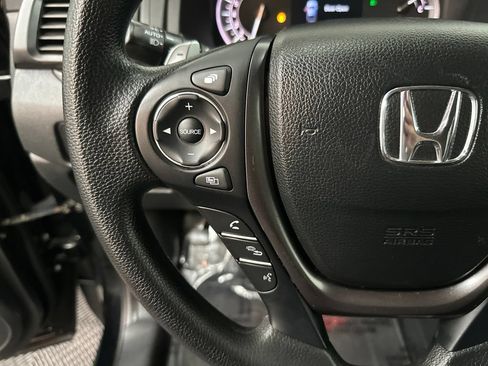 Used 2023 Honda Ridgeline Sport image 15
