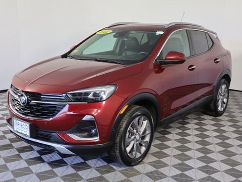 Used 2022 Buick Encore GX Essence w/ Advanced Technology Package AWD/4WD image 4