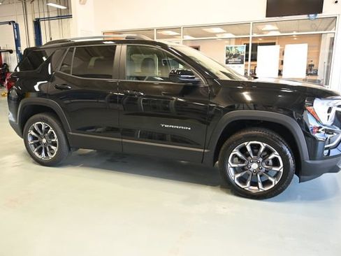 New 2026 GMC Terrain Elevation w/ Elevation Premium Package AWD/4WD image 4