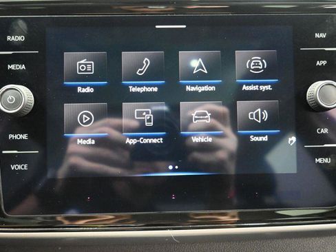 Used 2022 Volkswagen Atlas SEL R-Line AWD/4WD image 27