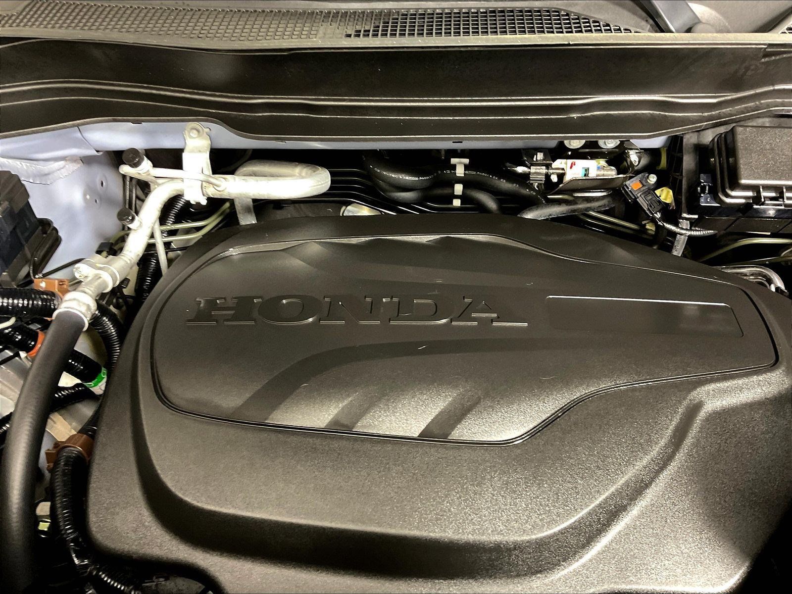 Used 2025 Honda Passport TrailSport image 31
