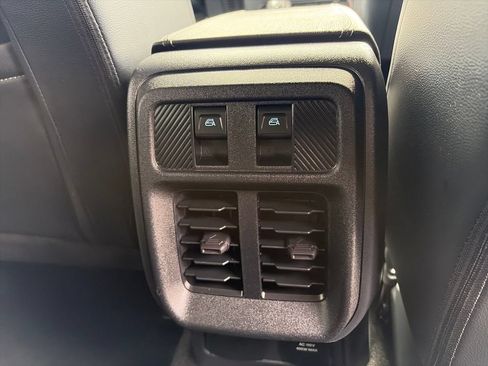 Used 2025 Ford Bronco Outer Banks AWD/4WD image 36