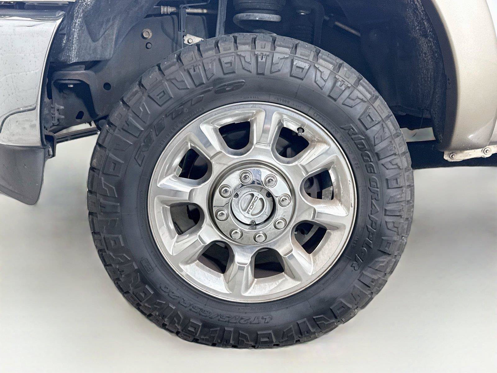 Used 2013 Ford F350 Lariat w/ Lariat Interior Pkg AWD/4WD image 15