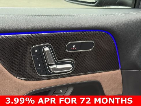 Used 2024 Mercedes-Benz GLB 35 AMG 4MATIC image 4