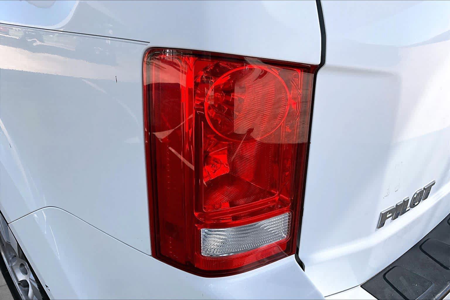 Used 2011 Honda Pilot EX-L image 27