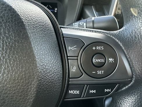 Used 2021 Toyota Corolla LE w/ Carpet Mat Package (TMS) image 15