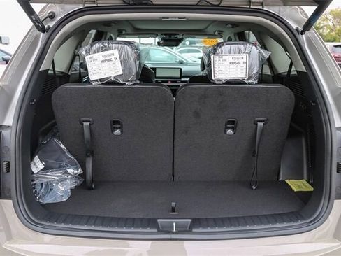 New 2025 Kia Sorento X-Line EX image 29