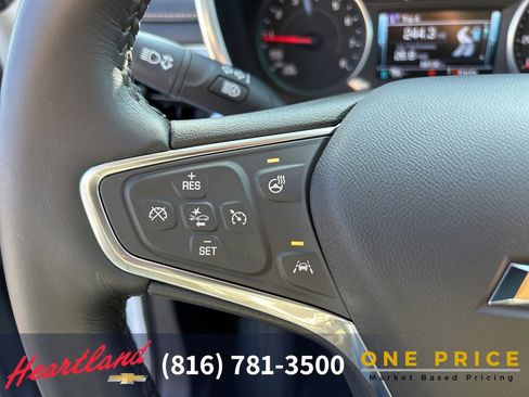 Used 2018 Chevrolet Equinox Premier image 27
