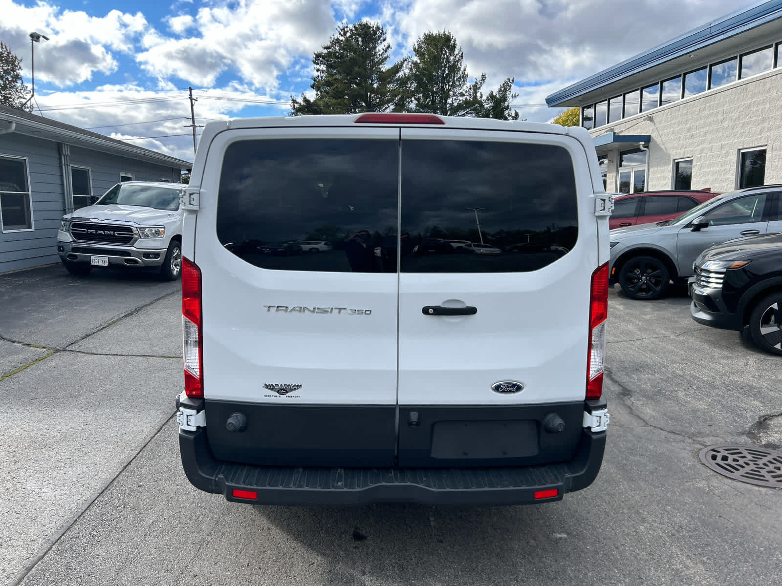 Used 2018 Ford Transit 350 XL RWD image 6