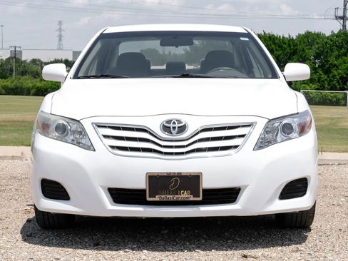 Used 2011 Toyota Camry FWD image 6
