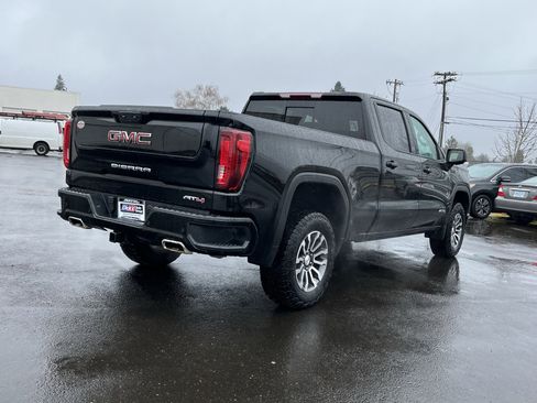 Used 2023 GMC Sierra 1500 AT4 w/ AT4 Preferred Package image 5