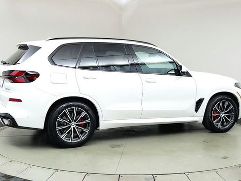 Used 2026 BMW X5 xDrive40i w/ M Sport Package AWD/4WD image 7