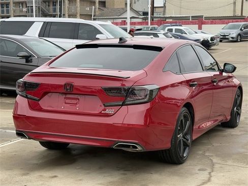 Used 2021 Honda Accord Sport image 4