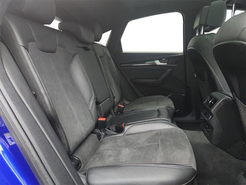 Used 2022 Audi SQ5 Premium w/ Convenience Package image 26