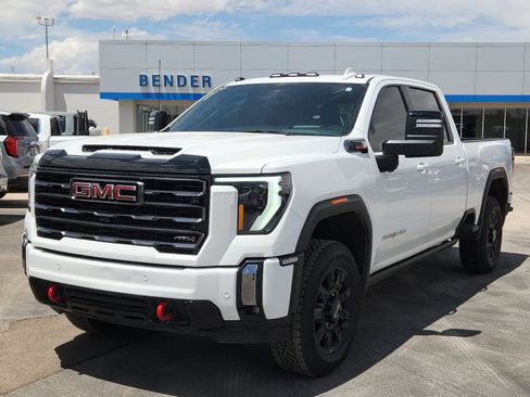 Used 2024 GMC Sierra 2500 AT4 w/ AT4 Premium Plus Package AWD/4WD image 1