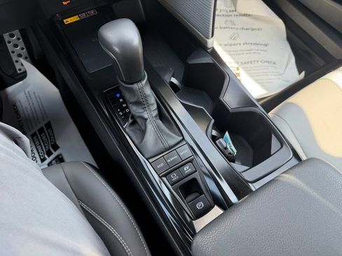 Certified 2025 Toyota Camry SE AWD/4WD image 16