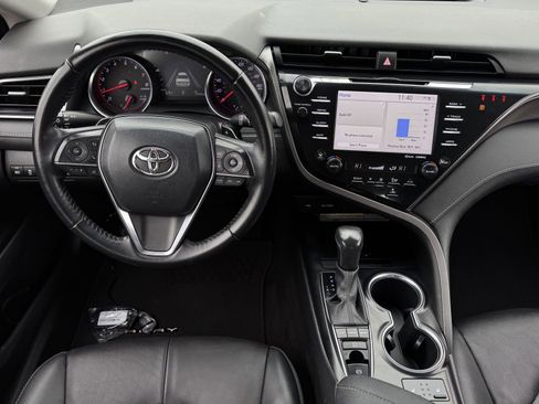 Used 2020 Toyota Camry XSE image 13