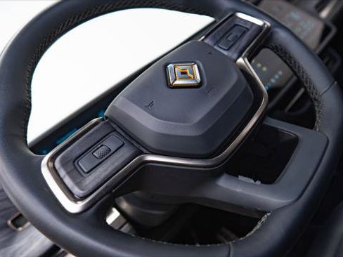 Used 2022 Rivian R1T Adventure image 31