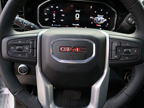 New 2026 GMC Sierra 2500 SLE image 38