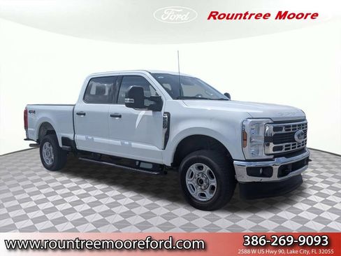Used 2025 Ford F250 XLT AWD/4WD image 1