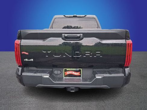 Used 2023 Toyota Tundra SR5 w/ SR5 Premium Package AWD/4WD image 5