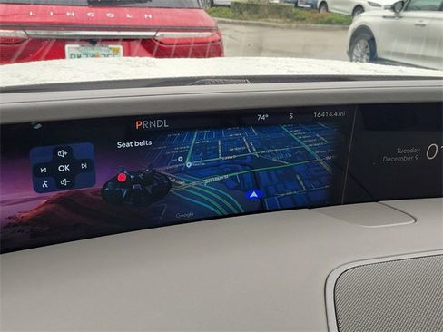 Certified 2024 Lincoln Nautilus Premier image 12