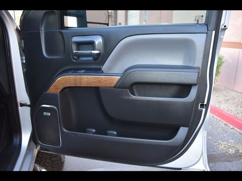 Used 2015 Chevrolet Silverado 2500 LTZ w/ Duramax Plus Package image 33