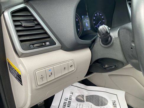 Used 2017 Hyundai Tucson Sport image 14