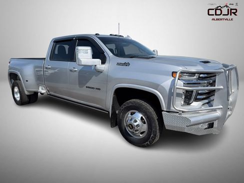 Used 2023 Chevrolet Silverado 3500 High Country AWD/4WD image 1