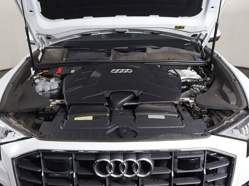 Used 2023 Audi Q8 Premium Plus AWD/4WD image 21