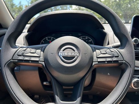 Certified 2025 Nissan Altima 2.5 S FWD image 23