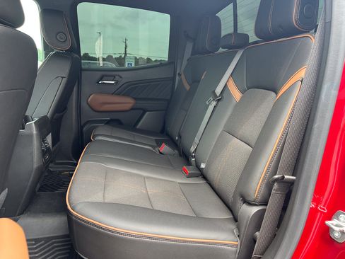 Used 2023 GMC Canyon AT4 AWD/4WD image 29