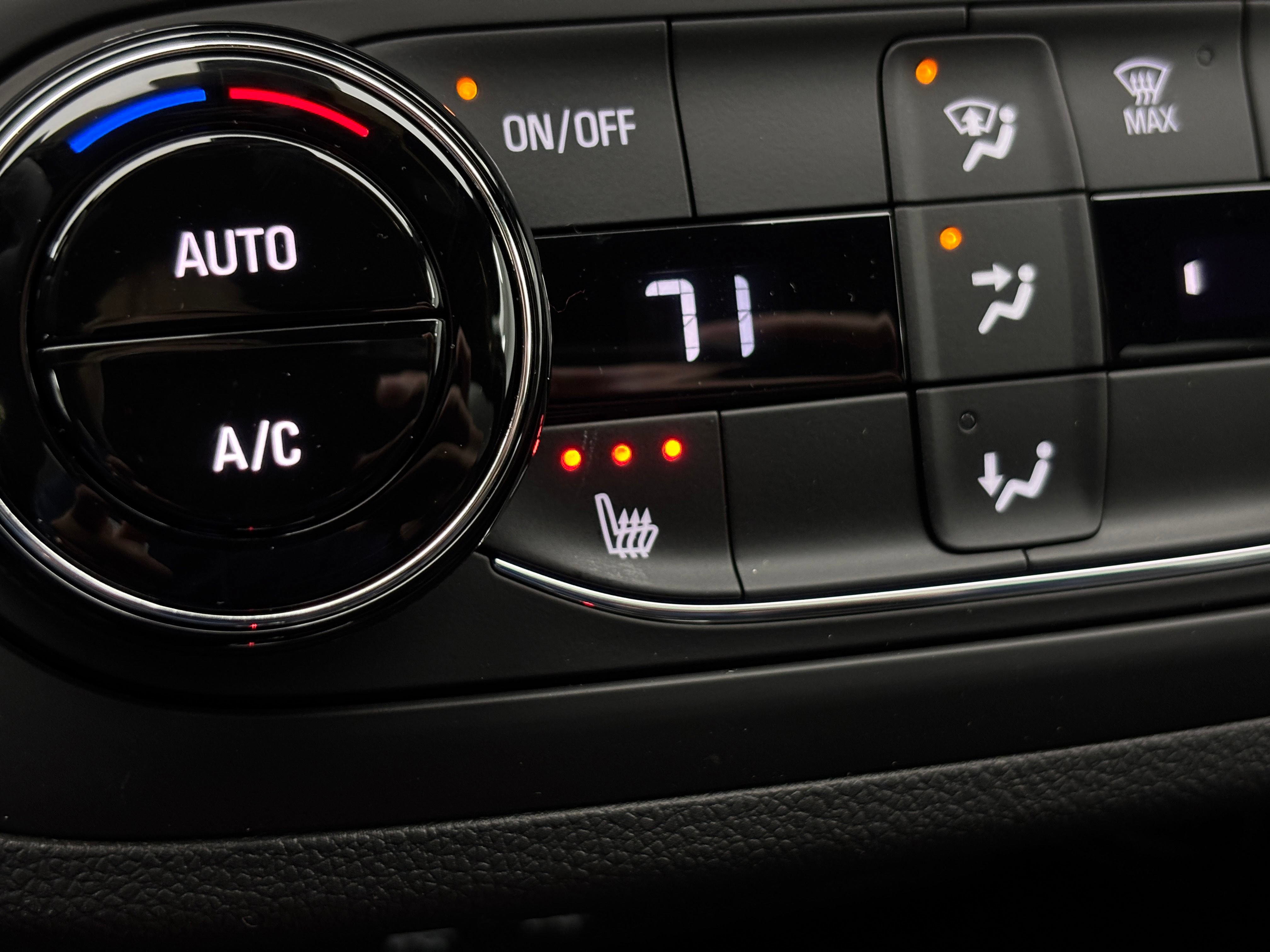 New 2026 Buick Envista Sport Touring w/ Convenience I Package FWD image 5