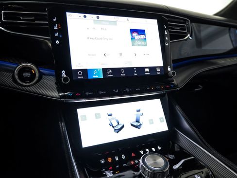 Used 2022 Jeep Grand Wagoneer Series II image 32